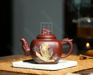 《虎嘯龍吟》 《虎嘯龍吟》