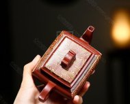 《四面來(lái)財(cái)》