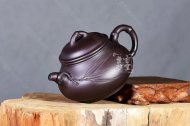 《竹節潘壺》