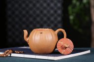 《銀杏壺》宜興紫砂茶壺高級工藝美術(shù)師段泥（配紅泥）創(chuàng)新壺