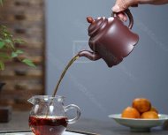 《鴻運當頭-梵鐘壺》