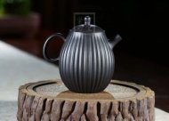 《亭亭玉立》宜興紫砂壺純手工工藝美術師石黃泥茶具