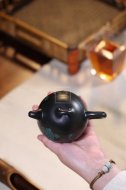 《秦權》茶壺工藝美術師手工紫砂壺泡茶器宜興黑料秦權茶具