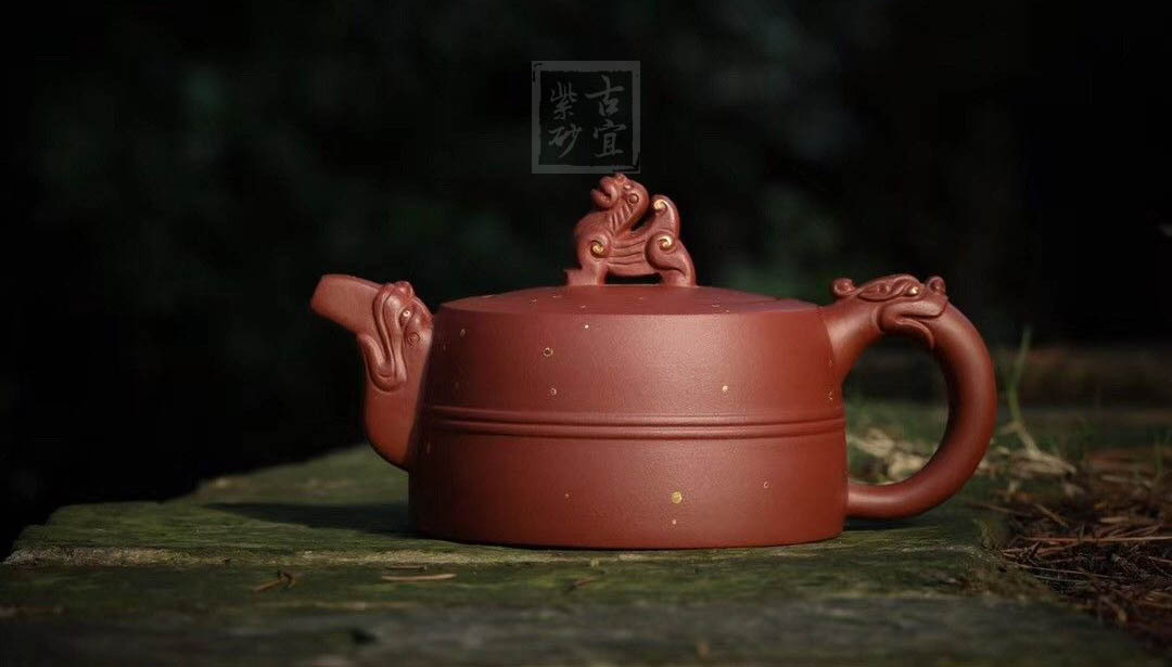 《金龍出?！芬伺d紫砂壺作品全手工底槽青